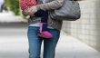 Alyson Hannigan Steps Out With Her Mini-Me dans LA (Photos)