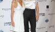 Gwyneth Paltrow rejoint Tracy Anderson sur le tapis rouge à Las Vegas (de Photos)