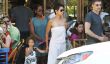 White-Hot Halle Berry sort pour le déjeuner avec fille Nahla Et Beau Olivier Martinez