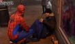 Cette robe de gars que Spider-Man et nourrit les sans-abri.  Nous l'aimons.
