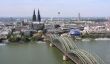Cologne sous la pluie - vous pouvez prendre dans la cathédrale de la ville