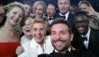 Derrière Ellen DeGeneres de et Samsung, Selfie Moment aux Oscars 2014