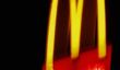 Big Mac Surprise: Cop Rend bébé dans la salle de bains de McDonald