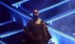Performance Glastonbury controversé de Kanye West interrompu Comédien Frais de la scène