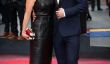 «Cinquante Shades of Grey" Film Cast, Nouvelles & Date de sortie: Dakota Johnson, directeur Sam Taylor-Johnson Voir Drame Ahead de 50 Shades Premiere