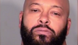 Rap Mogul Suge Knight arrêté, accusé de vol qualifié;  Faces 30 ans de prison à vie pour avoir volé la caméra de Photog