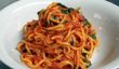 Spaghettis aux tomates San Marzano, Peperoncino et basilic frais