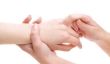 Réflexologie des mains - alors donnez votre partenaire un massage des mains