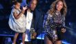 Bleu Ivy Carter 2015 bébé Nouvelles: Jay-Z, Beyonce et tachetées Embarquement hélicoptère dans les Hamptons