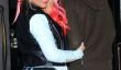 Christina Aguilera Obtient politique et porte étoiles sur sa Bum! (Photos)