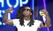 Lil Wayne Hot New "Tha Carter V 'album Release 2015:« Selsun Blue' Rapper Selon les témoignages des signes avec redevances Collection Société au milieu Cash Money Records Lawsuit