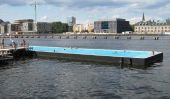 Badeschiff, la piscine flottante à Berlin
