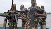 Plus de 100 écolières nigérians Rester perdues après l'enlèvement par des terroristes Organisation Boko Haram