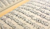 Lire le Coran en allemand - que vous traitez avec le travail