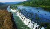 Mocona chutes: A 3 km cascade qui est parallèle à la rivière