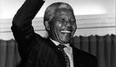 Mandela Service commémoratif Signer: Schizonphrenic homme accusé d'Brûler Deux hommes à mort en 2003