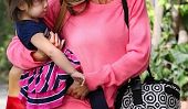 Denise Richards Spotted Prenant sa fille Eloise Pour un check-up (Photos)