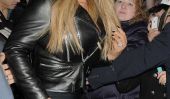Mariah Carey semble chaud dans sa robe noir serré!  (Photos)