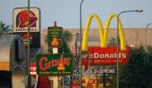 Taco Bell Menu déjeuner: Ronald McDonald sienne New Morning campagne de menu pour chaîne de fast-mexicaine Inspiré alimentaire