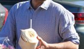 À Voir!  Jason Schwartzman And His Big Coconut!  (Photos)