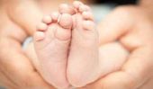 Newborn Baby Alive 90 minutes après avoir été déclaré mort à l'hôpital