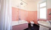 Salle de bains remodelage remplacer sans carreaux - si vous utilisez de la peinture de la tuile