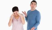 12 signes que votre mari la trompe