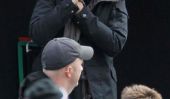 Charlize Theron Goes derrière les caméras!  (Photos)