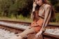 la publicité de beauté avec la star d'Hollywood Rachel Weisz - interdite - à cause de trop de retouche