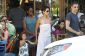 White-Hot Halle Berry sort pour le déjeuner avec fille Nahla Et Beau Olivier Martinez