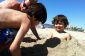 Brandi Glanville, LeAnn Rimes prennent leurs garçons Cibrian à la plage (Photos)