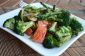 Rapide et sain: Salmon, brocoli et les asperges Sauté