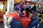 Plus Disney Fun!  Le "Modern Family" Cast Tweets Leurs Pics personnels (Photos)