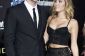 Miley Cyrus et Liam Hemsworth de Split: Wrecking Ball Chanteur Tweets propos de Broken Heart