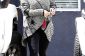 Hilary Duff surfaces sans bébé Luca ou de maquillage!  (Photos)