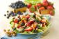 Frais et Remplissage: Berry amande Salade de poulet