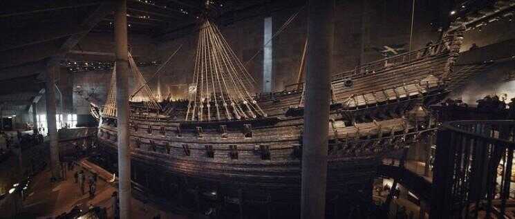 Vasa: un navire de guerre du 17ème siècle qui a coulé, a été récupéré et se situe maintenant dans un musée