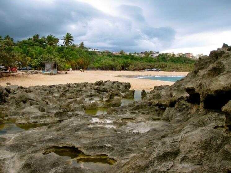 Mar Chiquita, une plage isolée à Puerto Rico