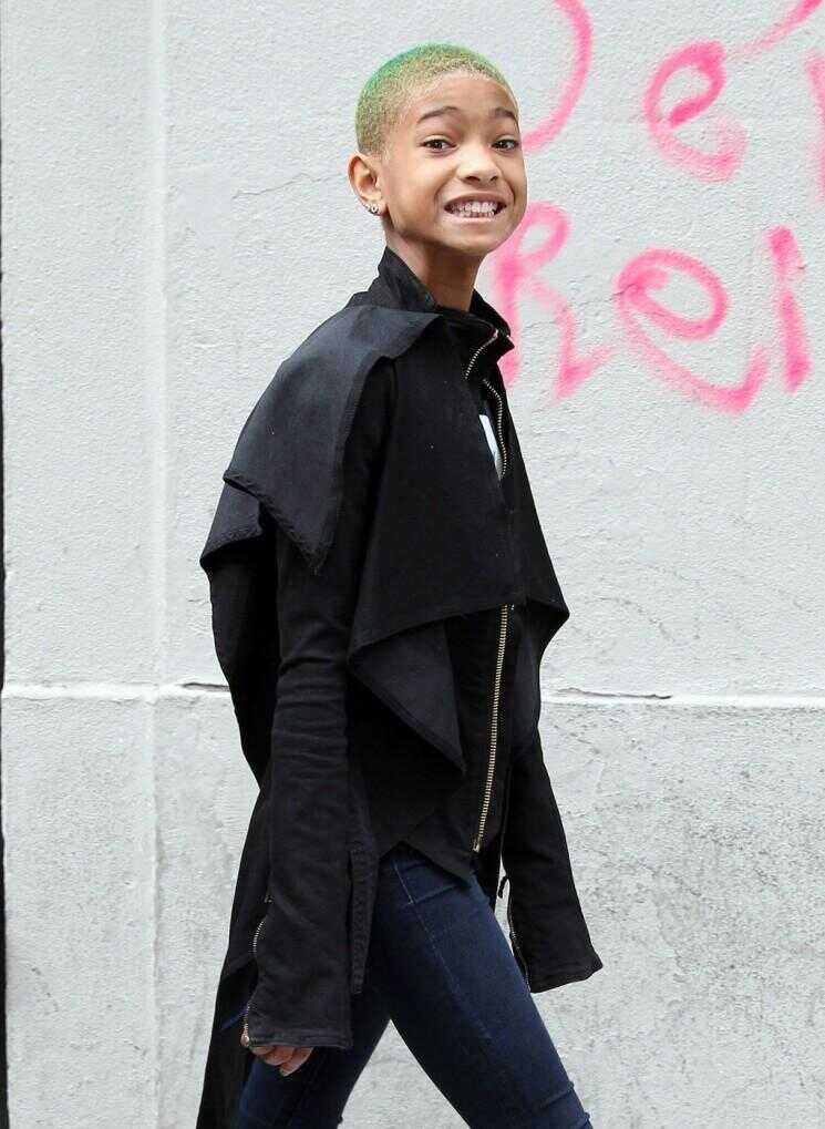 11-Year-Old Willow Smith Steps Out Dans sauvage, Sky-High $ 700 Chaussures (PHOTOS)