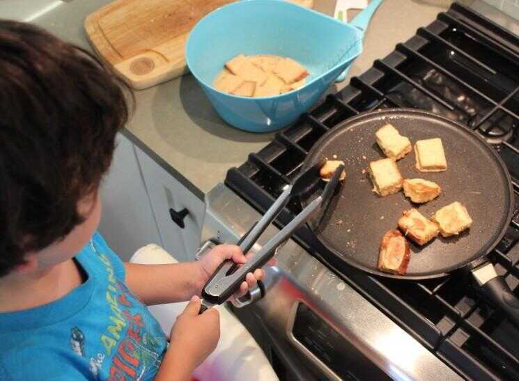Mes enfants Made Toast français bâtonnets aux fruits