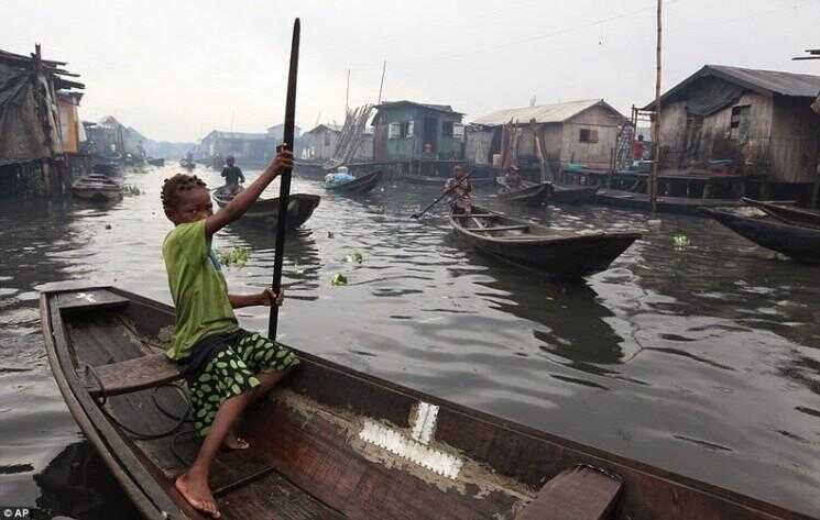 Makoko, un bidonville flottant au Nigeria
