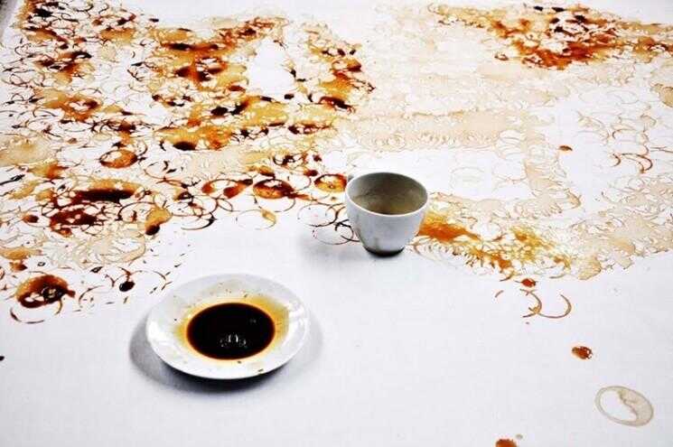 Coupe Coffee Stain Portrait par Hong Yi