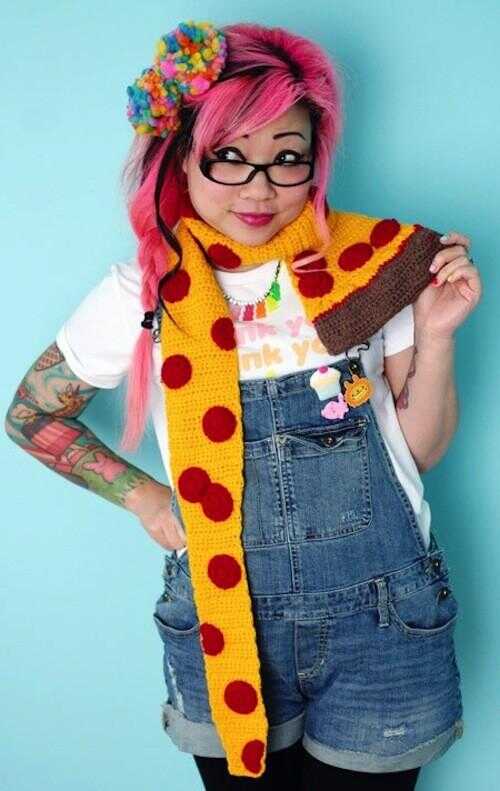 Enfin, un foulard qui va montrer au monde votre amour éternel pour la pizza