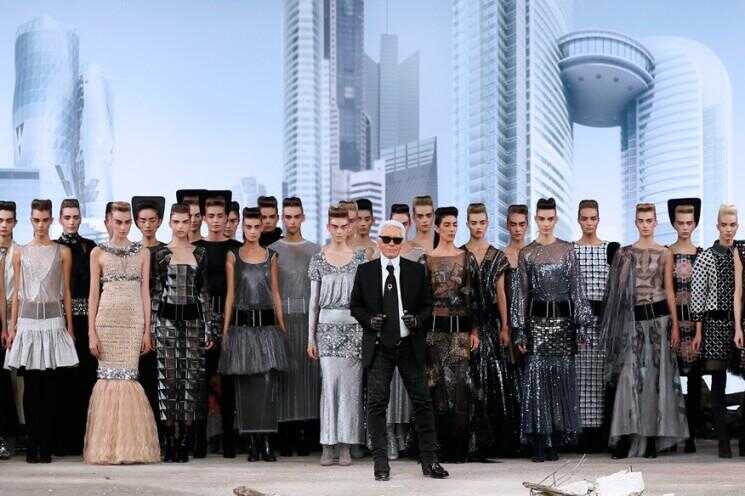 Chanel en ruines pendant la semaine de haute couture à Paris