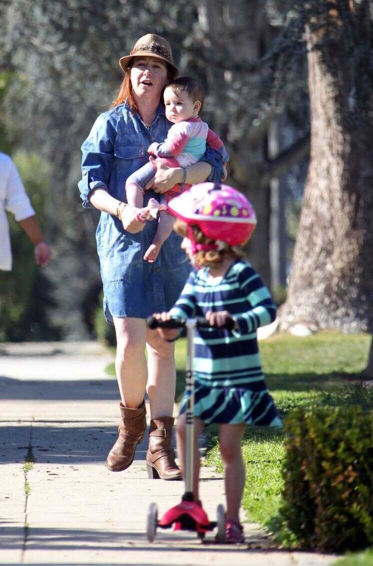 Alyson Hannigan Has A Playdate avec ses filles (Photos)