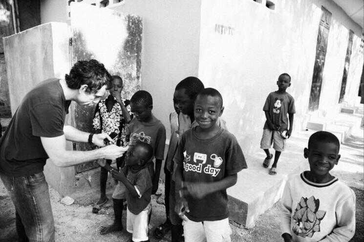 Des écoles pour les victimes du séisme - Ben Stiller engagés à Haïti