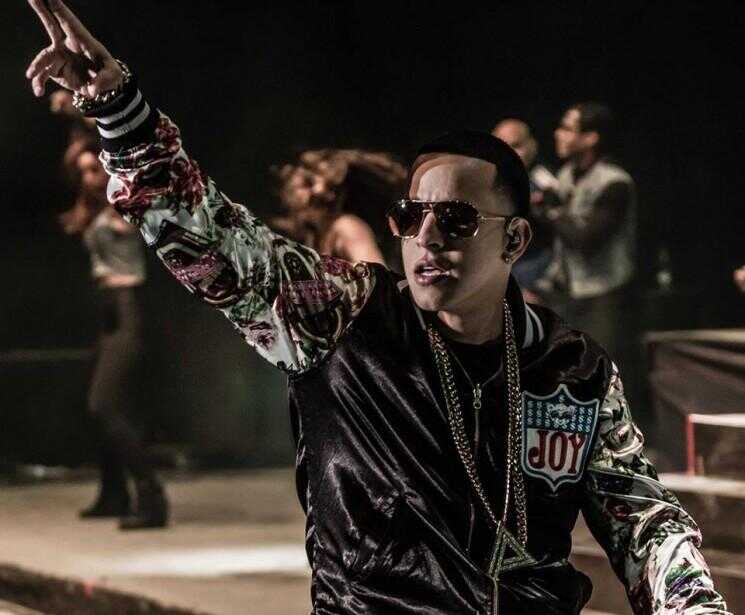 Calle Ocho Festival de 2014: Reggaeton Daddy Yankee étoiles pour faire monter la pression à Miami à «la plus grande Fête de rue du monde"