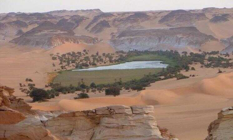 Lacs d'Ounianga, désert du Sahara