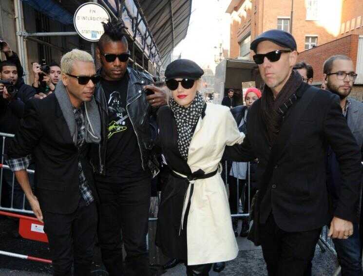 Gwen Stefani Rocking Paris!  (Photos)