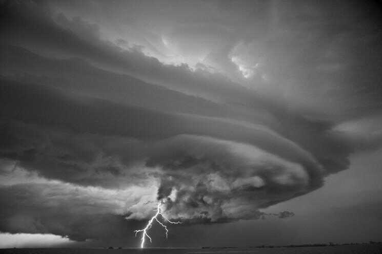 Belle Black & White Storm Photographies par Mitch Dobrowner